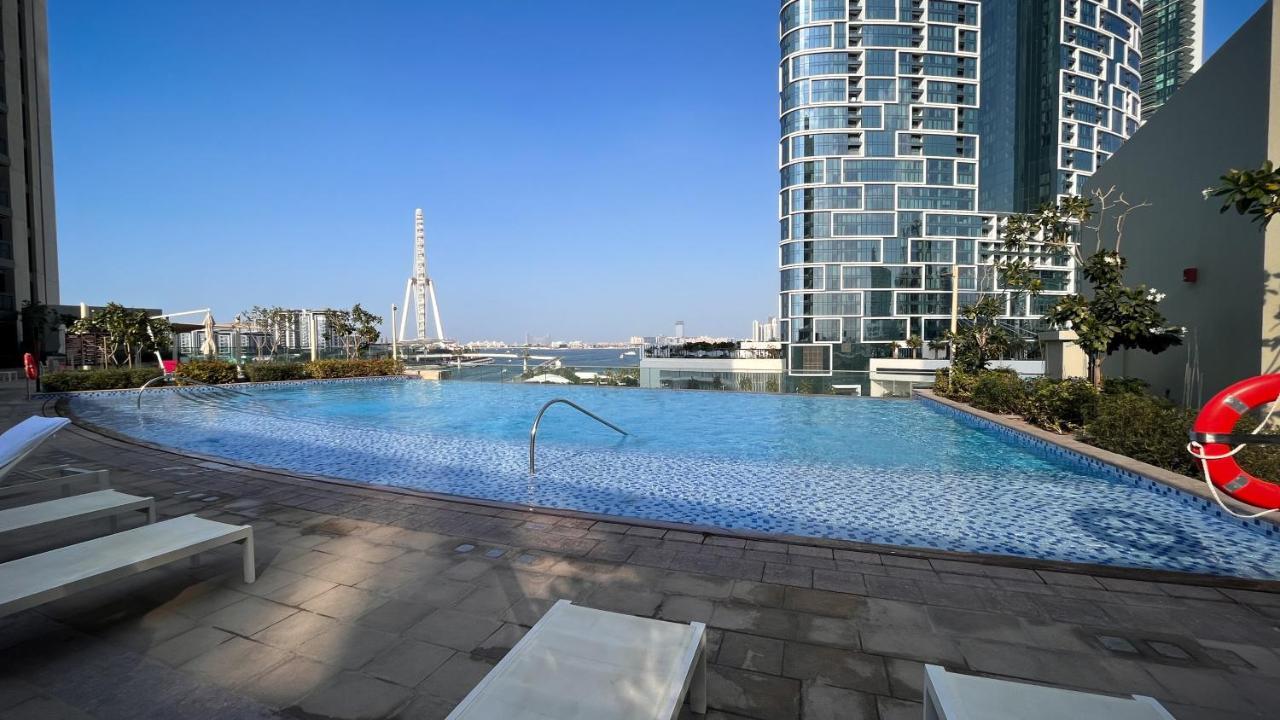 Waves Holiday Home - Waterfront Apartment With Breathtaking Sea Views Ντουμπάι Εξωτερικό φωτογραφία